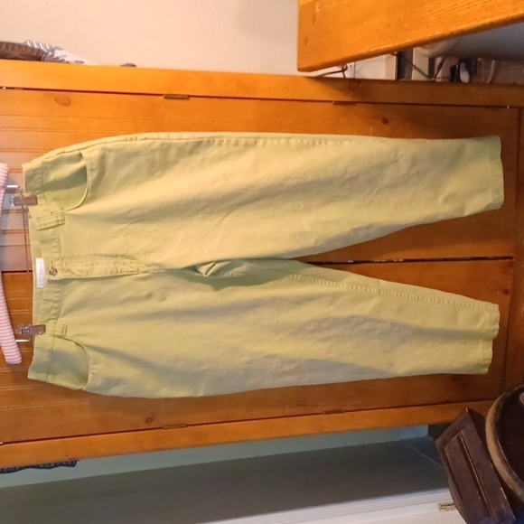 C.J. BANKS PLUS SIZE JEANS - Picture 1 of 6